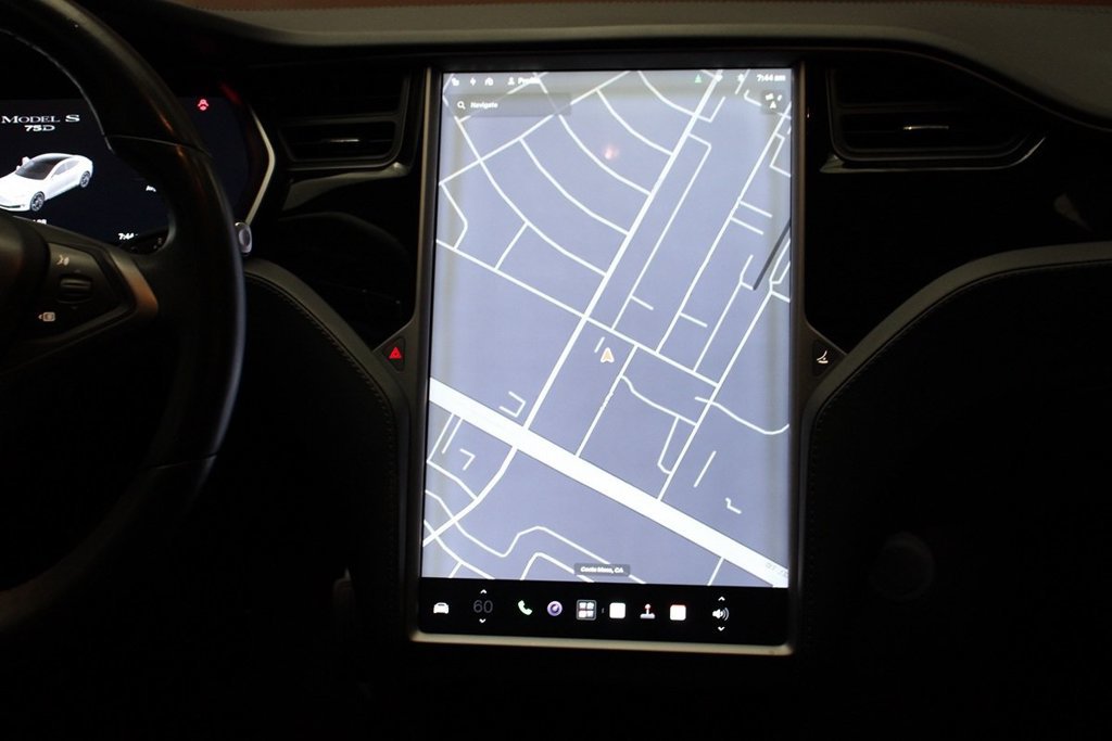 Used 2018 Tesla Model S AWD image 33