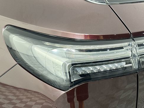 Used 2023 Buick Envision Avenir FWD image 61