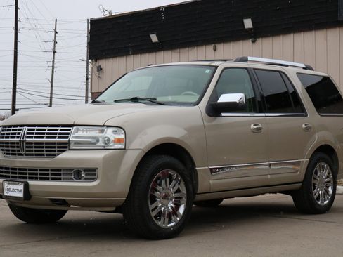 Used 2008 Lincoln Navigator 4WD image 12