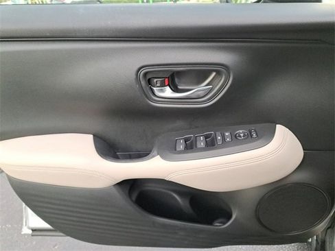 Certified 2023 Honda HR-V LX image 20