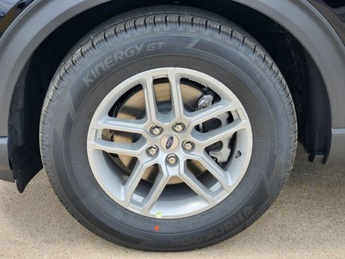 New 2026 Ford Explorer Active w/ Active Comfort Package RWD image 12