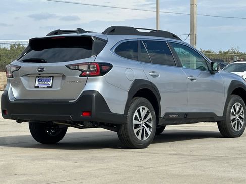 New 2025 Subaru Outback Premium image 3