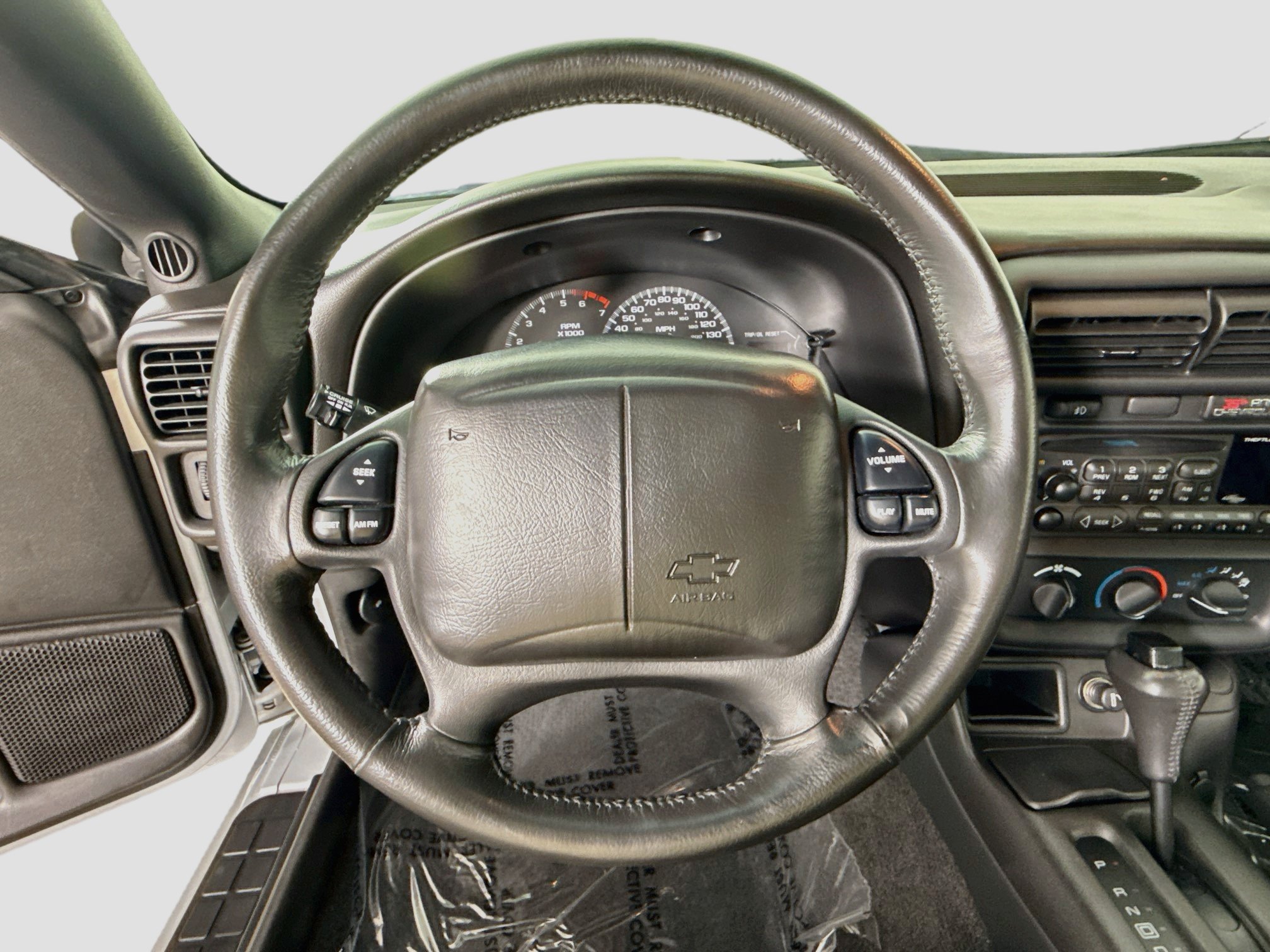 Used 2002 Chevrolet Camaro Z28 w/ SS Performance/Appearance Pkg RWD image 13
