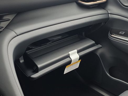 New 2026 Toyota Crown Signia image 31