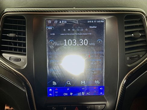 Used 2015 Jeep Grand Cherokee Limited RWD image 19