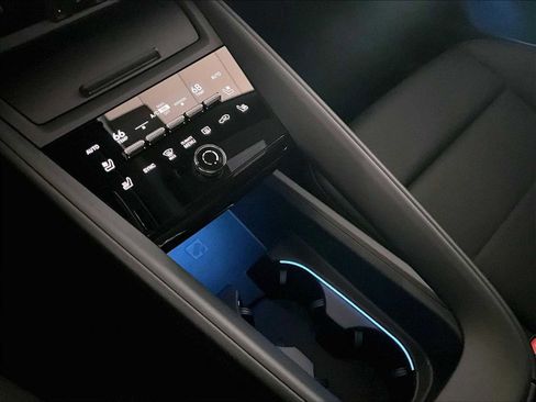 Used 2024 Porsche Macan 4 Electric image 20