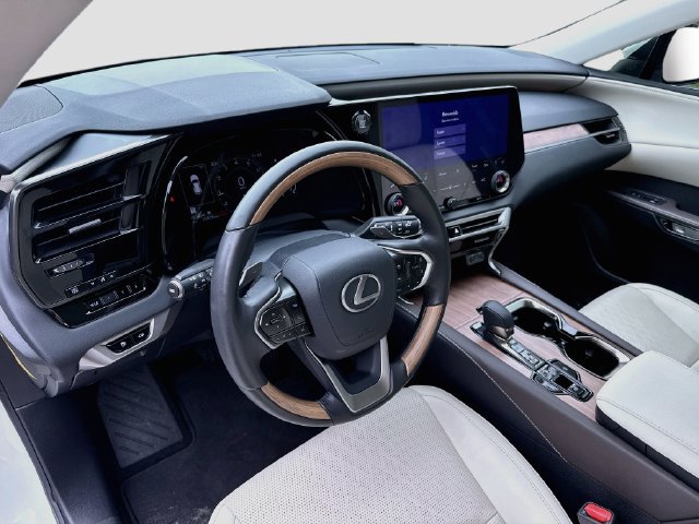 Used 2023 Lexus RX 350 Premium Plus w/ Cold Area Package FWD image 27