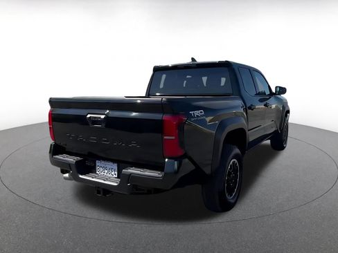 Used 2025 Toyota Tacoma TRD Off-Road image 12