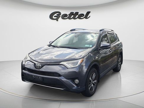 Used 2017 Toyota RAV4 XLE image 1