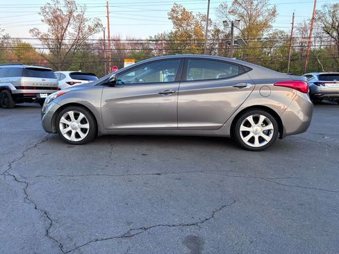 Used 2013 Hyundai Elantra Limited FWD image 4