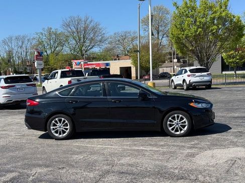 Used 2020 Ford Fusion SE FWD image 5
