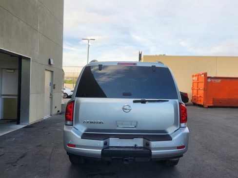 Used 2011 Nissan Armada SV image 30