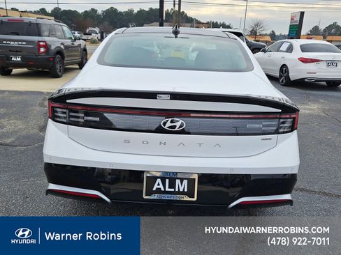 New 2026 Hyundai Sonata Limited image 10