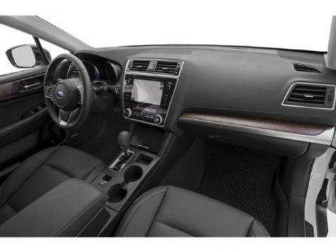 Used 2018 Subaru Outback 3.6R Limited image 19