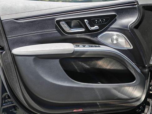 Certified 2023 Mercedes-Benz EQS 580 4MATIC SUV image 19