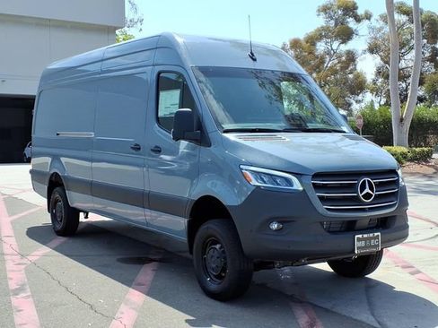 New 2026 Mercedes-Benz Sprinter 2500 image 18