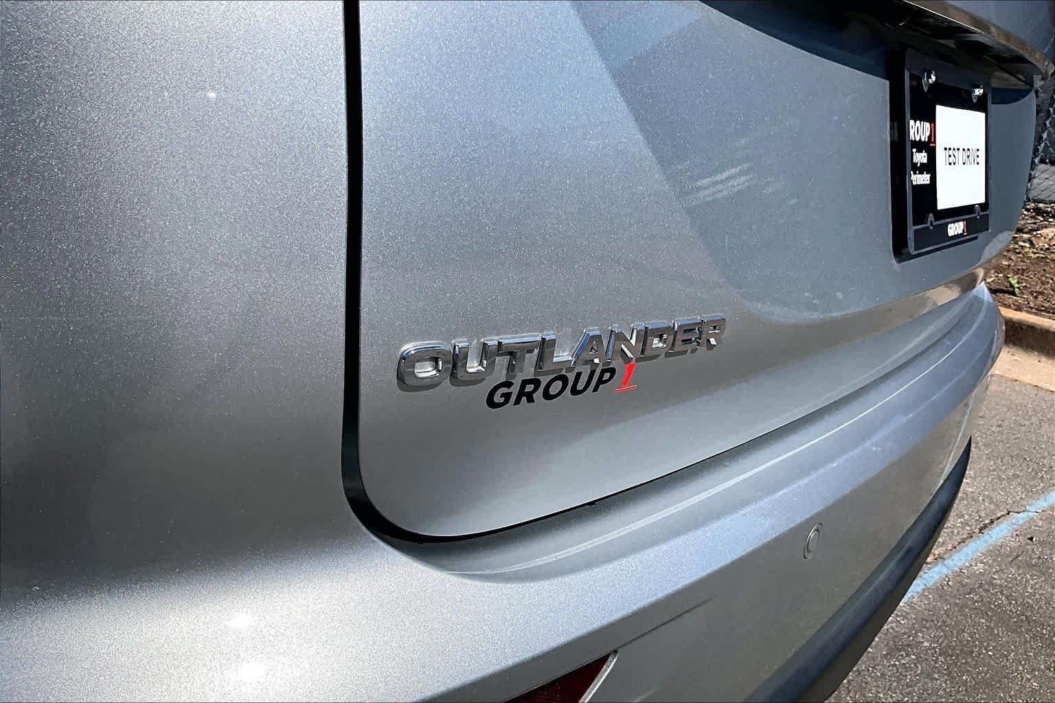 Used 2024 Mitsubishi Outlander ES FWD image 10