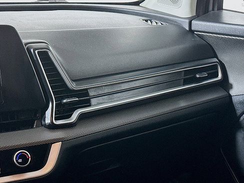 Used 2023 Kia Sportage LX image 22