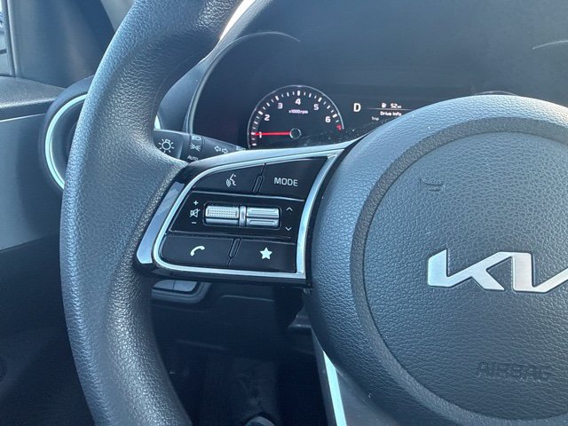 Used 2024 Kia Forte LXS w/ LXS Technology Package FWD image 15
