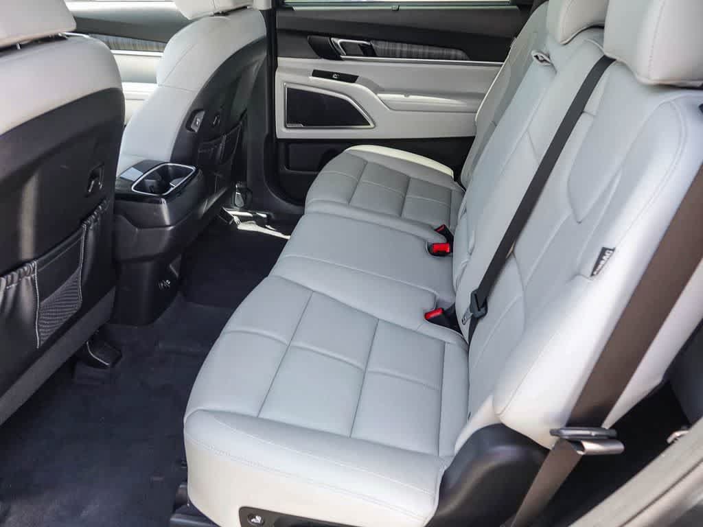 Used 2024 Kia Telluride EX FWD image 17