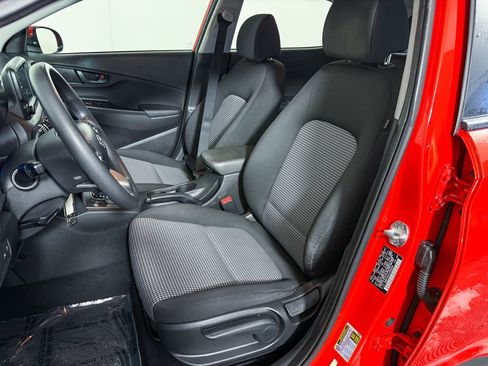 Used 2020 Hyundai Kona SE image 15