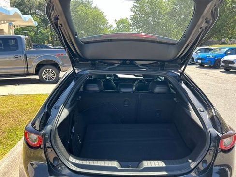 Used 2024 MAZDA MAZDA3 s FWD image 5