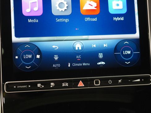 Certified 2026 Mercedes-Benz GLC 350e 4MATIC image 25