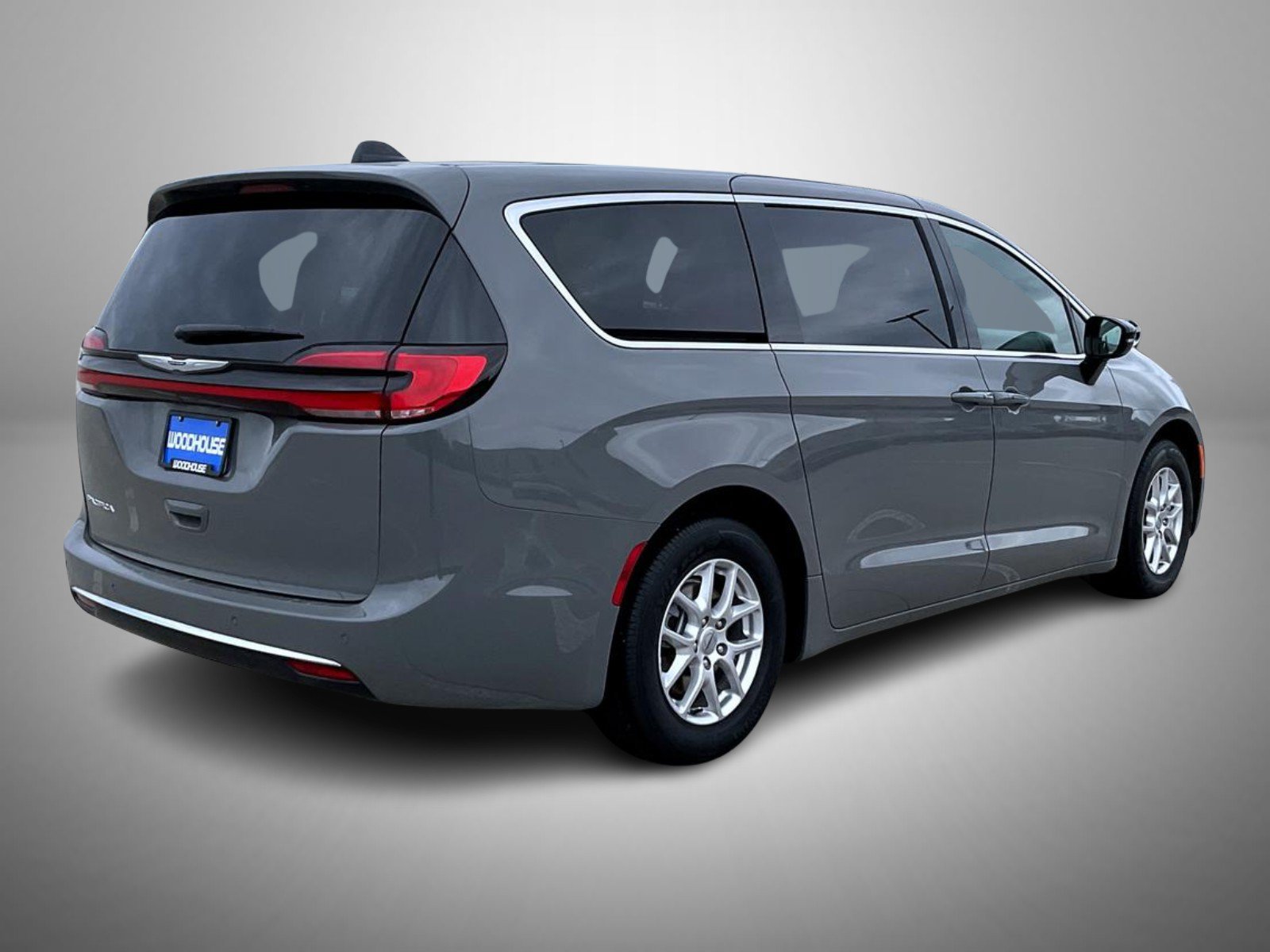 Used 2025 Chrysler Pacifica Select FWD image 6