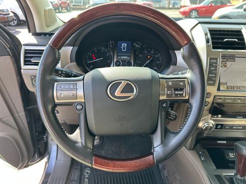 Used 2015 Lexus GX 460 w/ Premium Package image 15