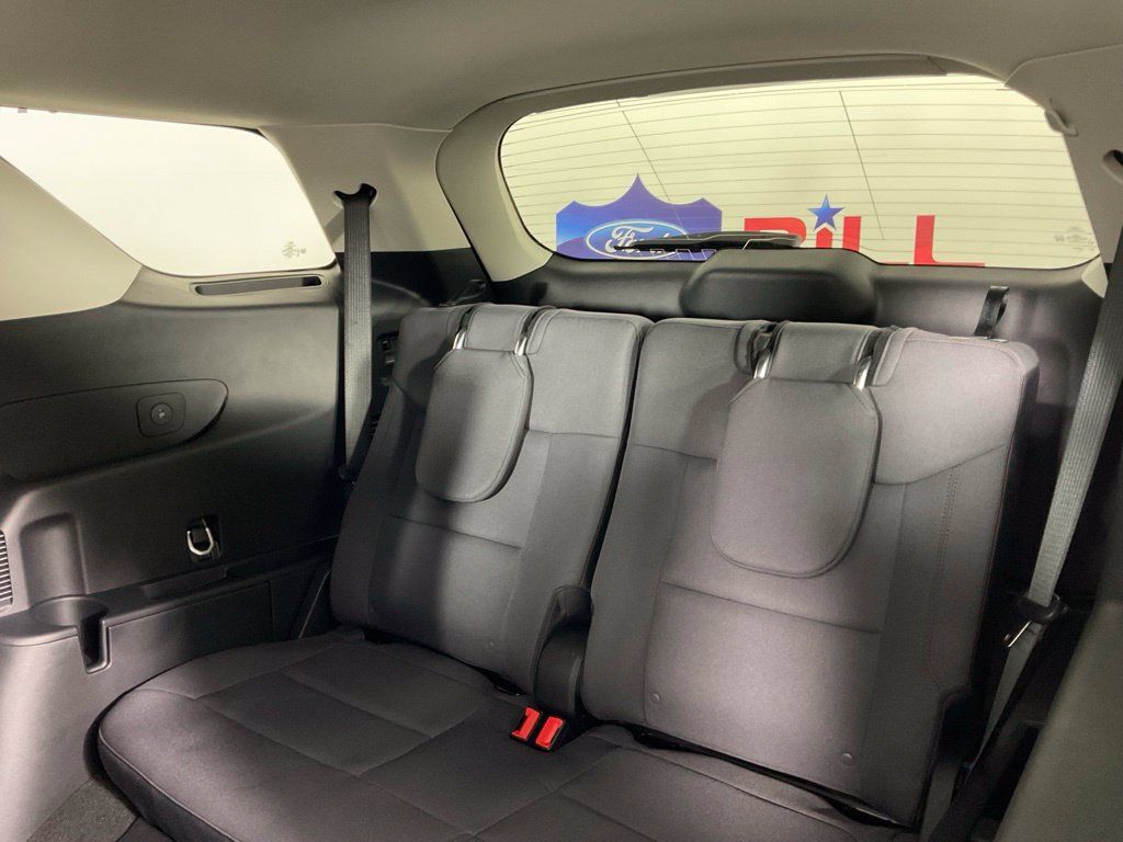 New 2026 Ford Explorer Active RWD image 17
