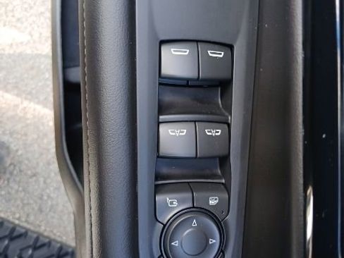Used 2025 Chevrolet Tahoe Z71 w/ Comfort Package AWD/4WD image 62