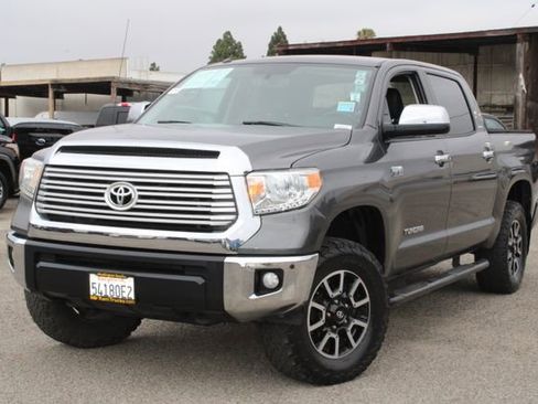Used 2017 Toyota Tundra Limited w/ Limited Premium Package AWD/4WD image 12