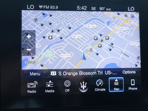 Used 2018 Maserati Ghibli RWD image 23