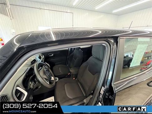 Used 2021 Jeep Renegade Sport image 17