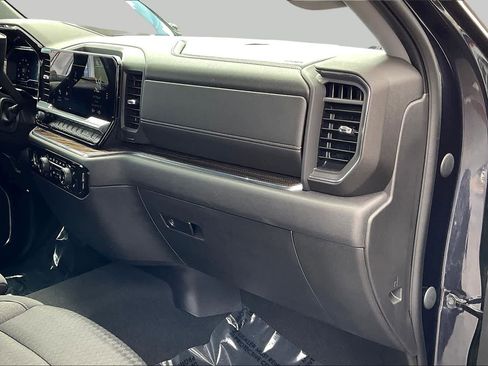 Used 2023 Chevrolet Silverado 1500 LT AWD/4WD image 19