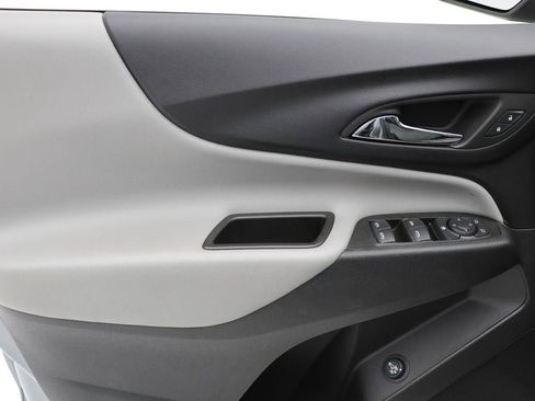 Used 2024 Chevrolet Equinox LT image 15