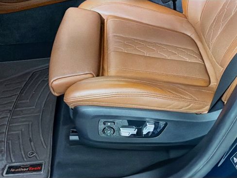 Used 2024 BMW ALPINA XB7 AWD/4WD image 23