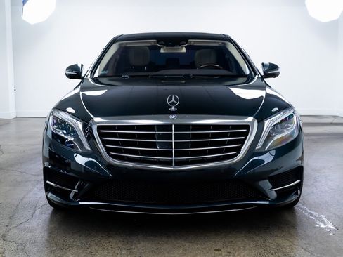 Used 2015 Mercedes-Benz S 550 Sedan image 2