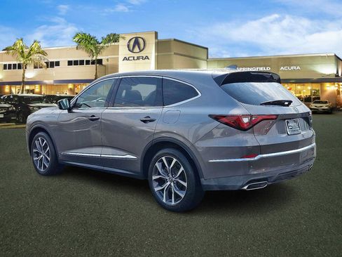 Used 2024 Acura MDX SH-AWD w/ Technology Package image 4