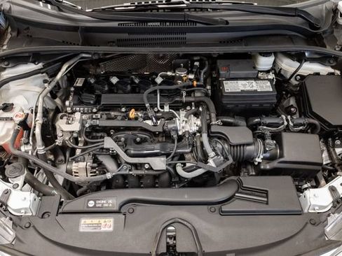 Used 2024 Toyota Corolla LE FWD image 3