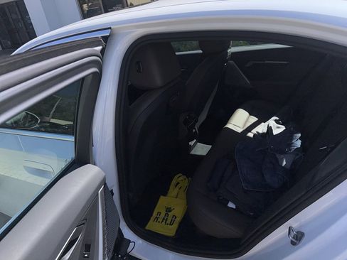 Certified 2024 BMW 530i w/ Luxury Seating Package image 31