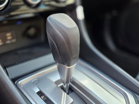 Certified 2023 Subaru Forester Premium image 33