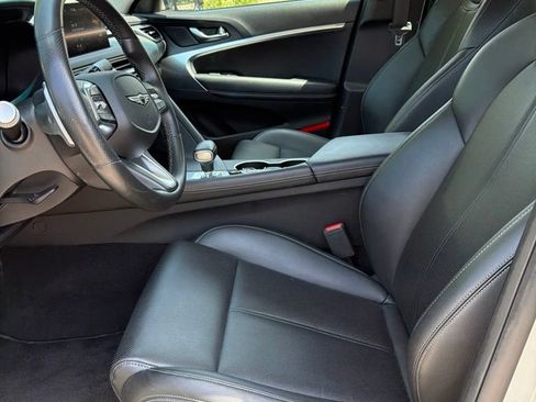 Used 2025 Genesis G70 2.5T AWD/4WD image 14