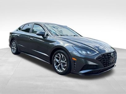 Used 2022 Hyundai Sonata SEL w/ Convenience Package