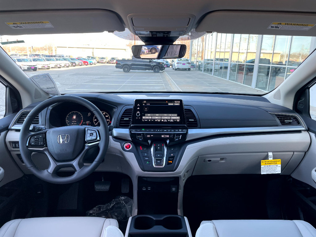 New 2026 Honda Odyssey EX-L image 9