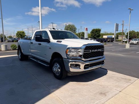 Used 2024 RAM 3500 Big Horn AWD/4WD image 19