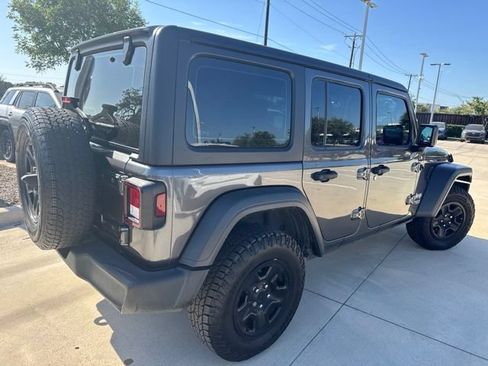 Used 2019 Jeep Wrangler Unlimited Sport AWD/4WD image 3