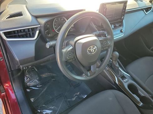 Used 2022 Toyota Corolla LE image 20
