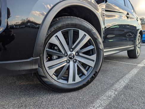 Used 2024 Mitsubishi Outlander Sport SE image 30