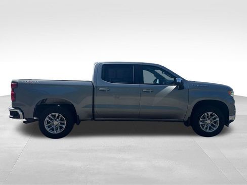 Used 2024 Chevrolet Silverado 1500 LT AWD/4WD image 16